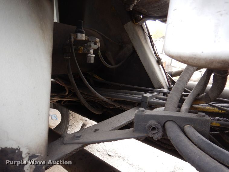 image for item DP5456 2005 Mack CV513  ready mix truck