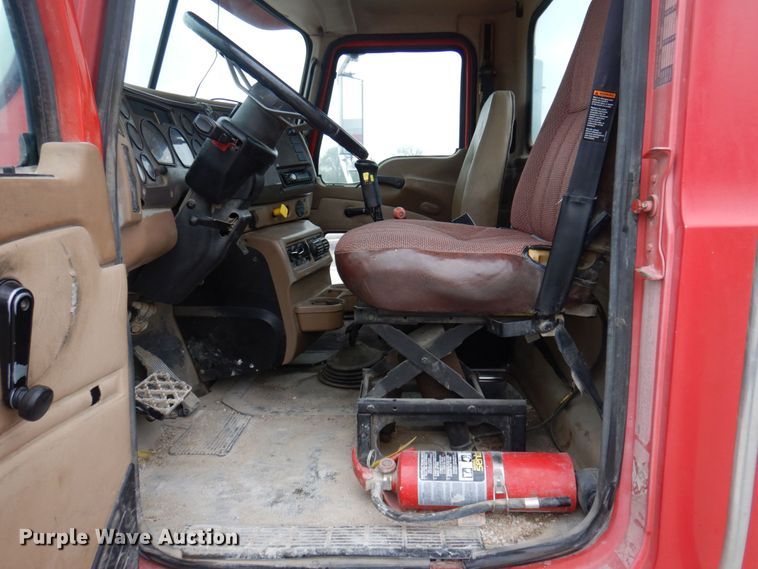 image for item DP5456 2005 Mack CV513  ready mix truck