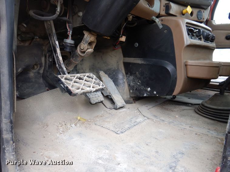 image for item DP5456 2005 Mack CV513  ready mix truck