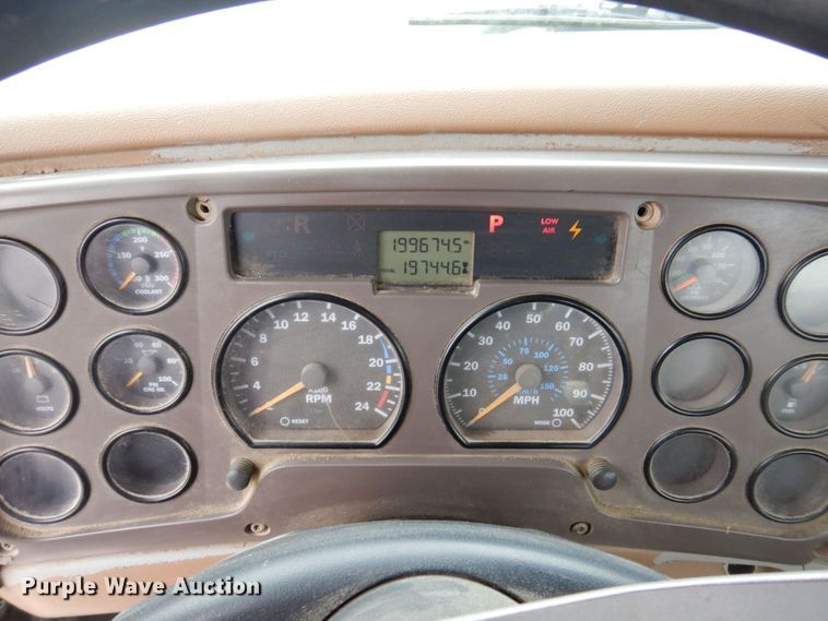 image for item DP5456 2005 Mack CV513  ready mix truck