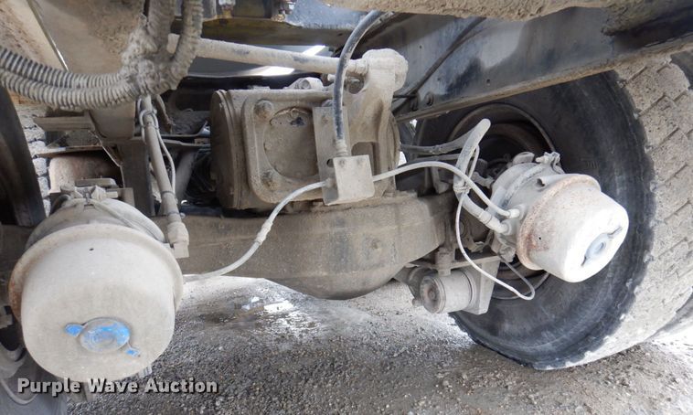 image for item DP5456 2005 Mack CV513  ready mix truck