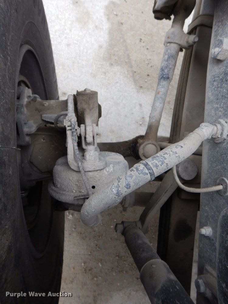 image for item DP5456 2005 Mack CV513  ready mix truck