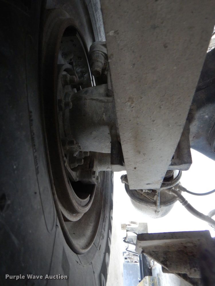 image for item DP5456 2005 Mack CV513  ready mix truck