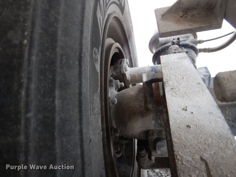 image for item DP5456 2005 Mack CV513  ready mix truck