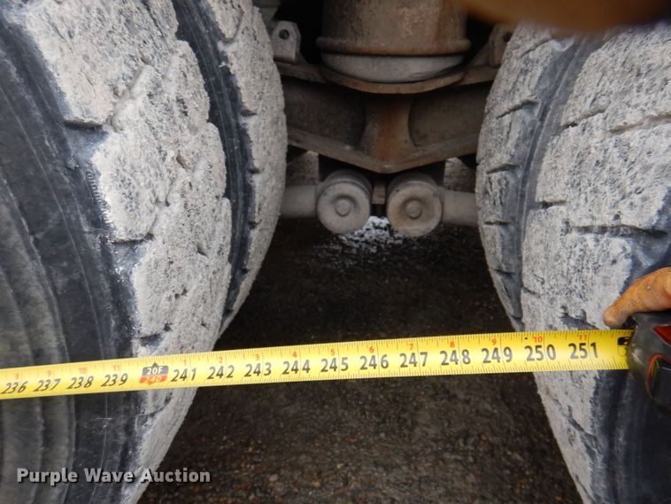 image for item DP5456 2005 Mack CV513  ready mix truck