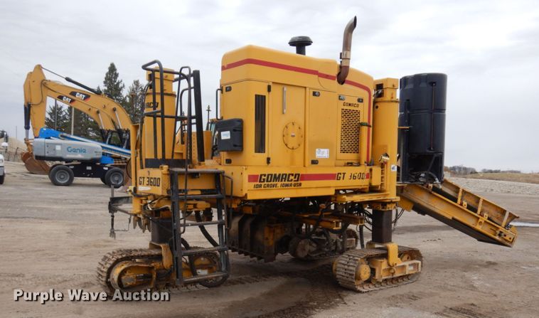 image for item DR0335 Gomaco GT3600  curb machine