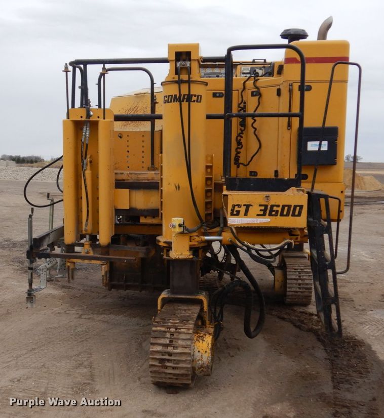 image for item DR0335 Gomaco GT3600  curb machine