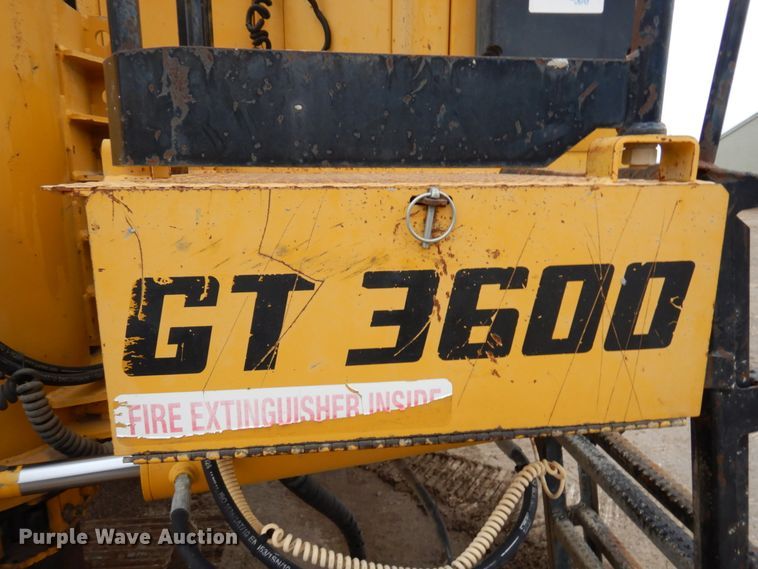 image for item DR0335 Gomaco GT3600  curb machine