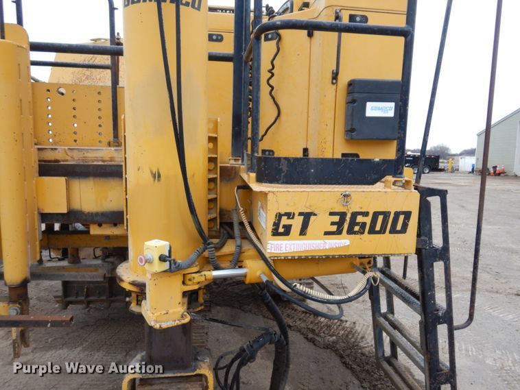 image for item DR0335 Gomaco GT3600  curb machine