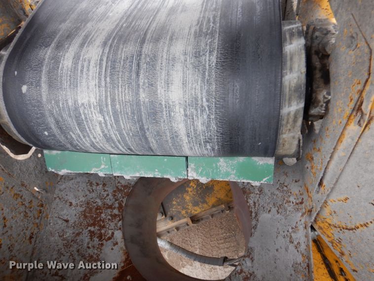 image for item DR0335 Gomaco GT3600  curb machine