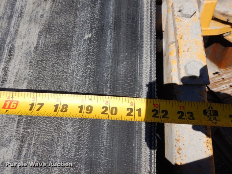 image for item DR0335 Gomaco GT3600  curb machine