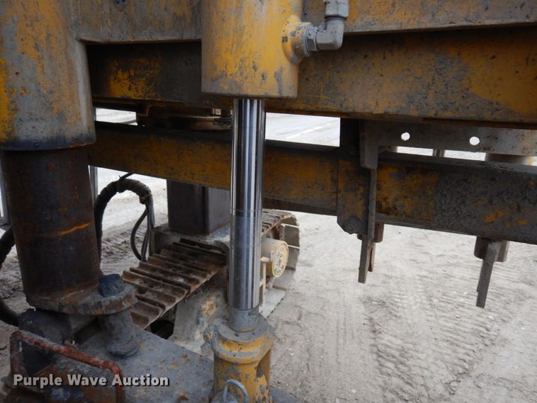 image for item DR0335 Gomaco GT3600  curb machine