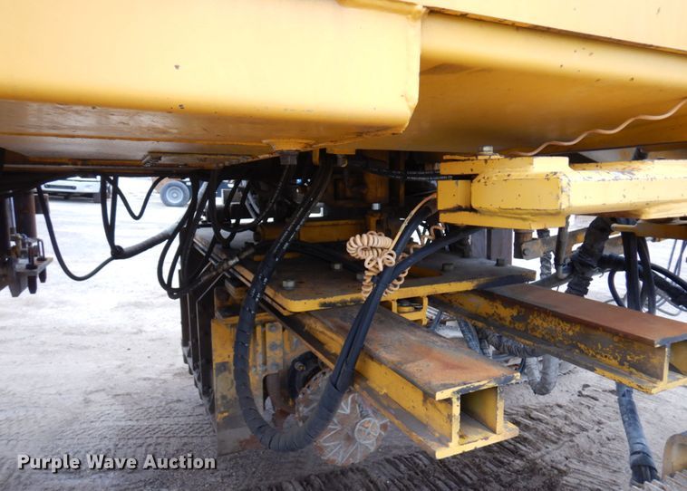 image for item DR0335 Gomaco GT3600  curb machine