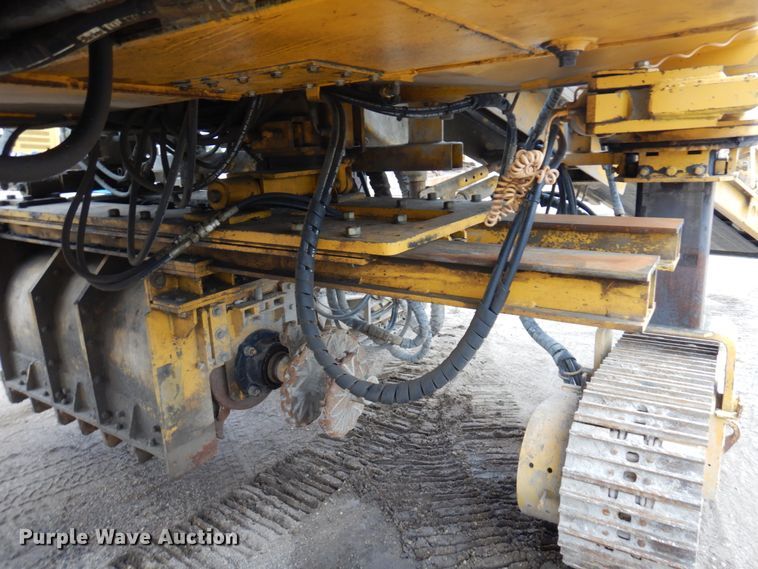 image for item DR0335 Gomaco GT3600  curb machine