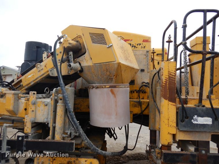 image for item DR0335 Gomaco GT3600  curb machine