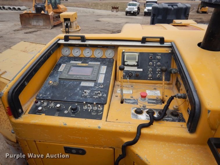 image for item DR0335 Gomaco GT3600  curb machine