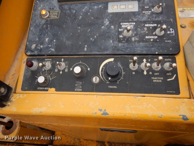 image for item DR0335 Gomaco GT3600  curb machine