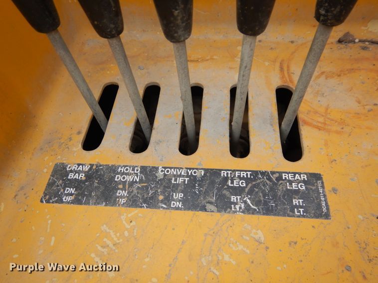 image for item DR0335 Gomaco GT3600  curb machine