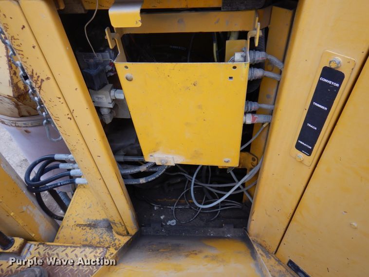 image for item DR0335 Gomaco GT3600  curb machine