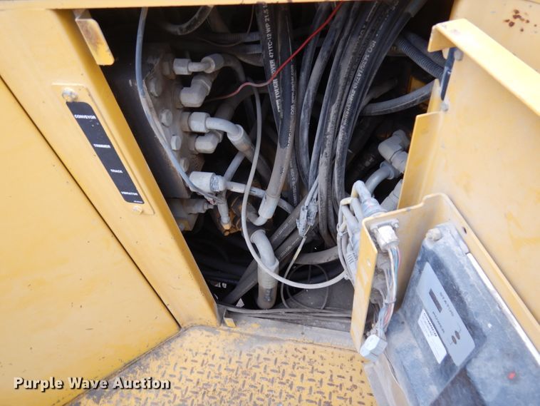 image for item DR0335 Gomaco GT3600  curb machine