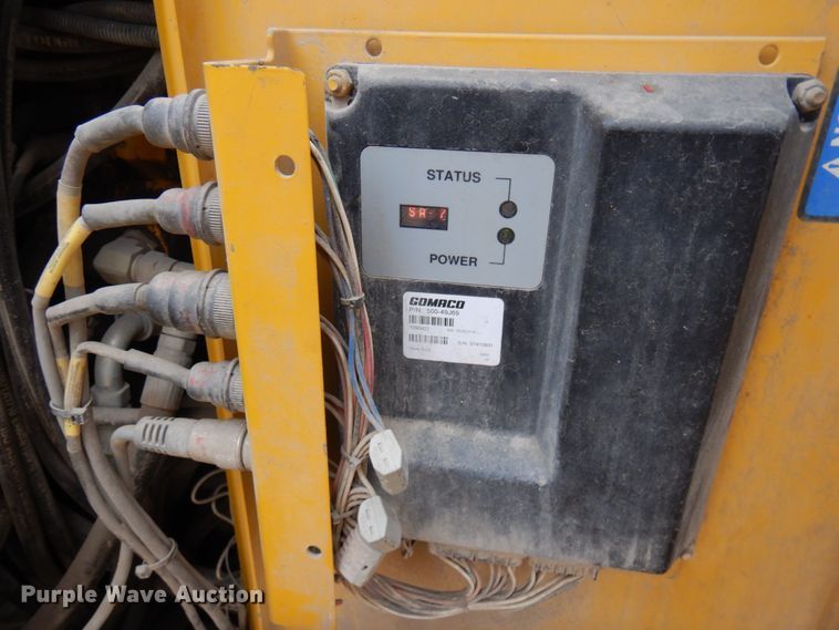 image for item DR0335 Gomaco GT3600  curb machine