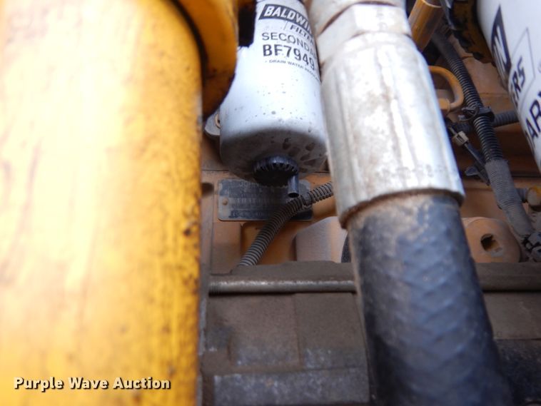 image for item DR0335 Gomaco GT3600  curb machine