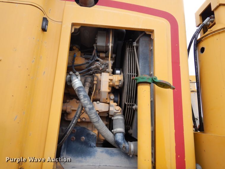 image for item DR0335 Gomaco GT3600  curb machine