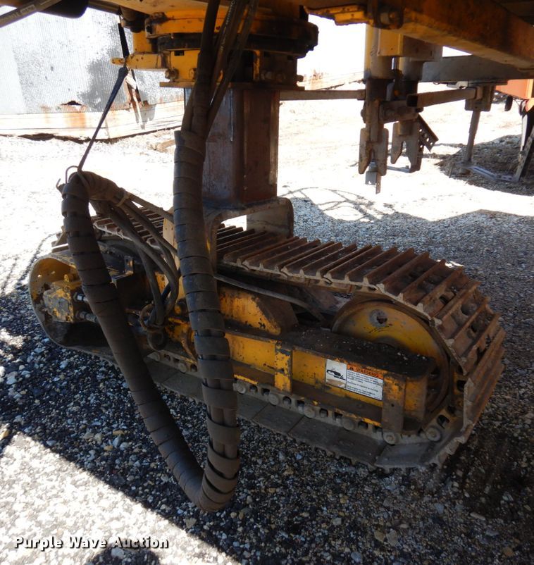 image for item DR0335 Gomaco GT3600  curb machine