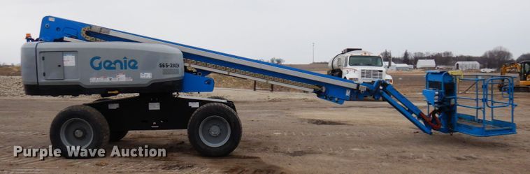image for item DR0336 2017 Genie S-65  boom lift