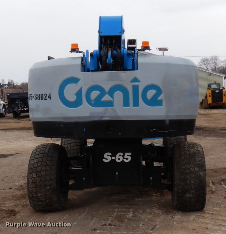 image for item DR0336 2017 Genie S-65  boom lift