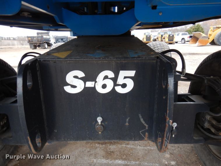 image for item DR0336 2017 Genie S-65  boom lift