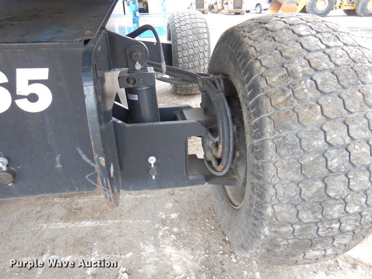 image for item DR0336 2017 Genie S-65  boom lift
