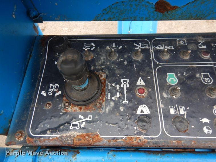 image for item DR0336 2017 Genie S-65  boom lift