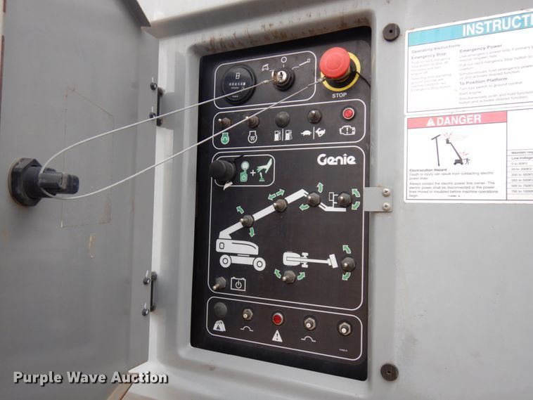 image for item DR0336 2017 Genie S-65  boom lift