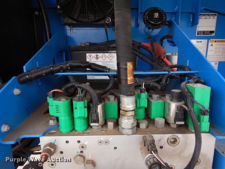 image for item DR0336 2017 Genie S-65  boom lift