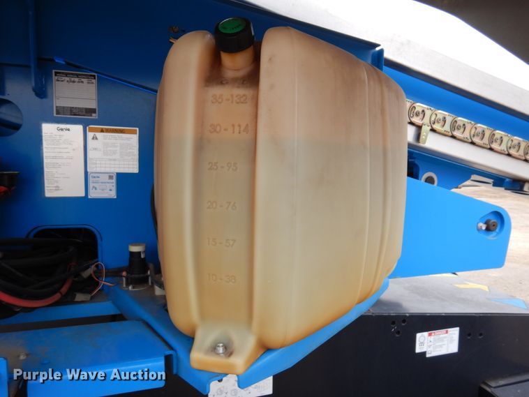 image for item DR0336 2017 Genie S-65  boom lift