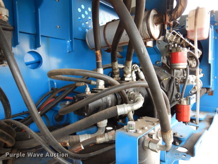 image for item DR0336 2017 Genie S-65  boom lift