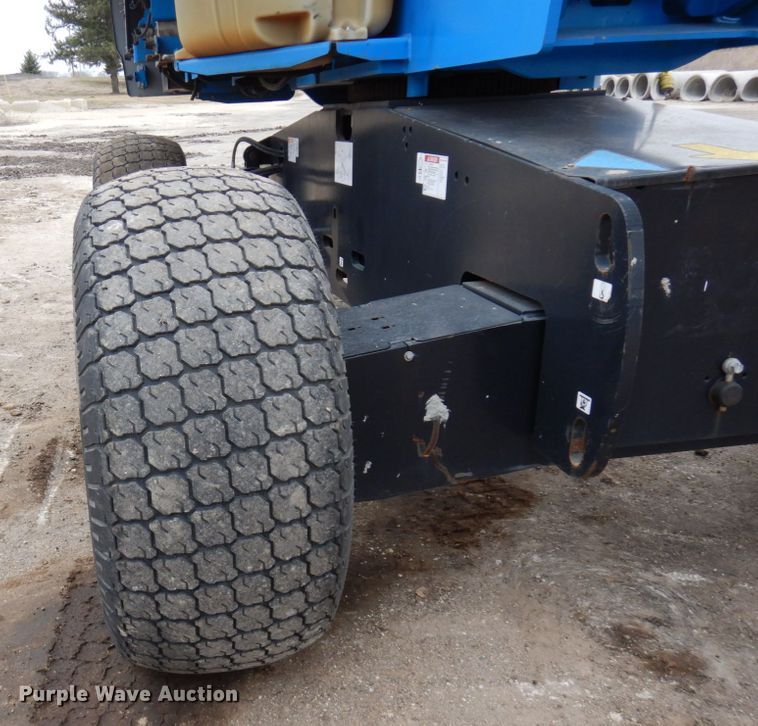 image for item DR0336 2017 Genie S-65  boom lift