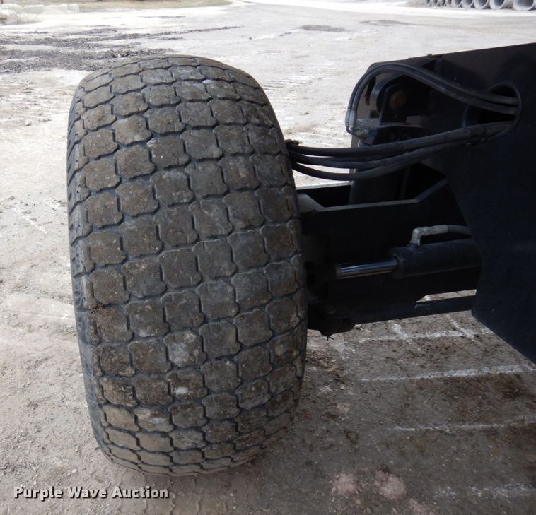 image for item DR0336 2017 Genie S-65  boom lift