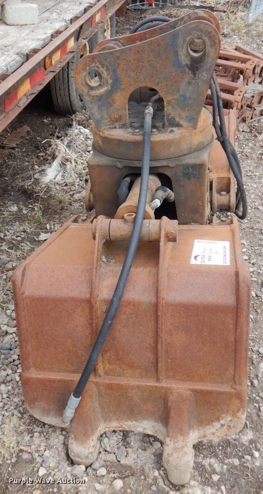 image for item DR0339 Towtem 24" W excavator grapple