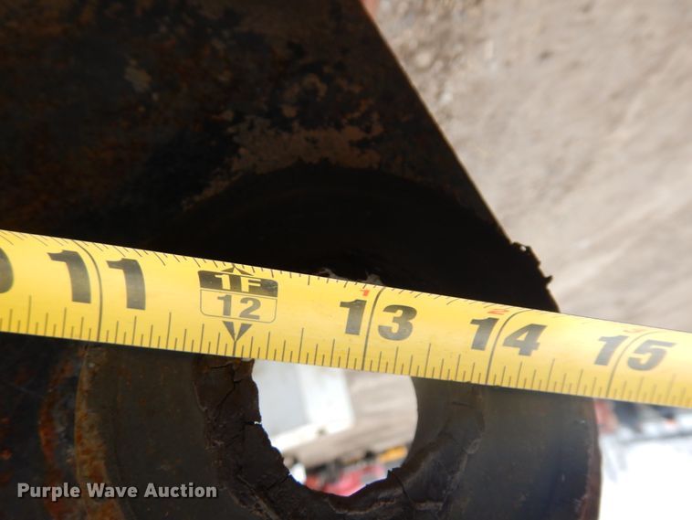 image for item DR0339 Towtem 24" W excavator grapple