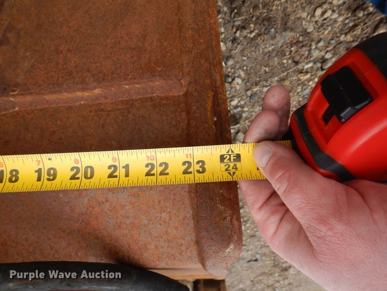 image for item DR0339 Towtem 24" W excavator grapple