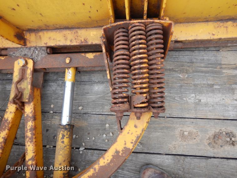 image for item DR0342 LEO  9' W skid steer snow plow