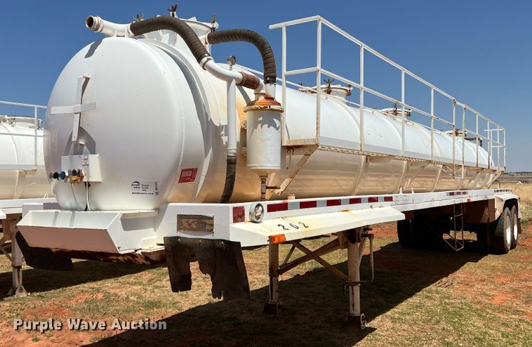 image for item DR1333 1993 Eagle GEVT-130B  tank trailer