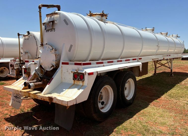 image for item DR1333 1993 Eagle GEVT-130B  tank trailer
