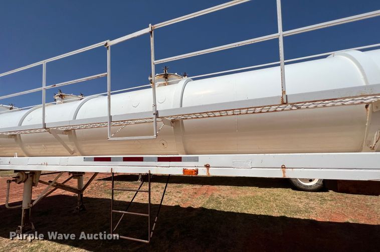 image for item DR1333 1993 Eagle GEVT-130B  tank trailer