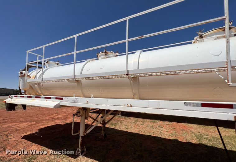 image for item DR1333 1993 Eagle GEVT-130B  tank trailer