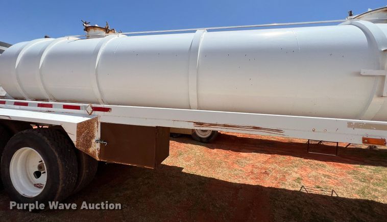image for item DR1333 1993 Eagle GEVT-130B  tank trailer