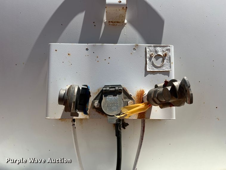 image for item DR1333 1993 Eagle GEVT-130B  tank trailer