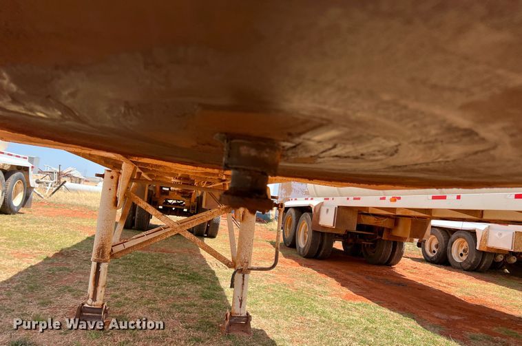 image for item DR1333 1993 Eagle GEVT-130B  tank trailer